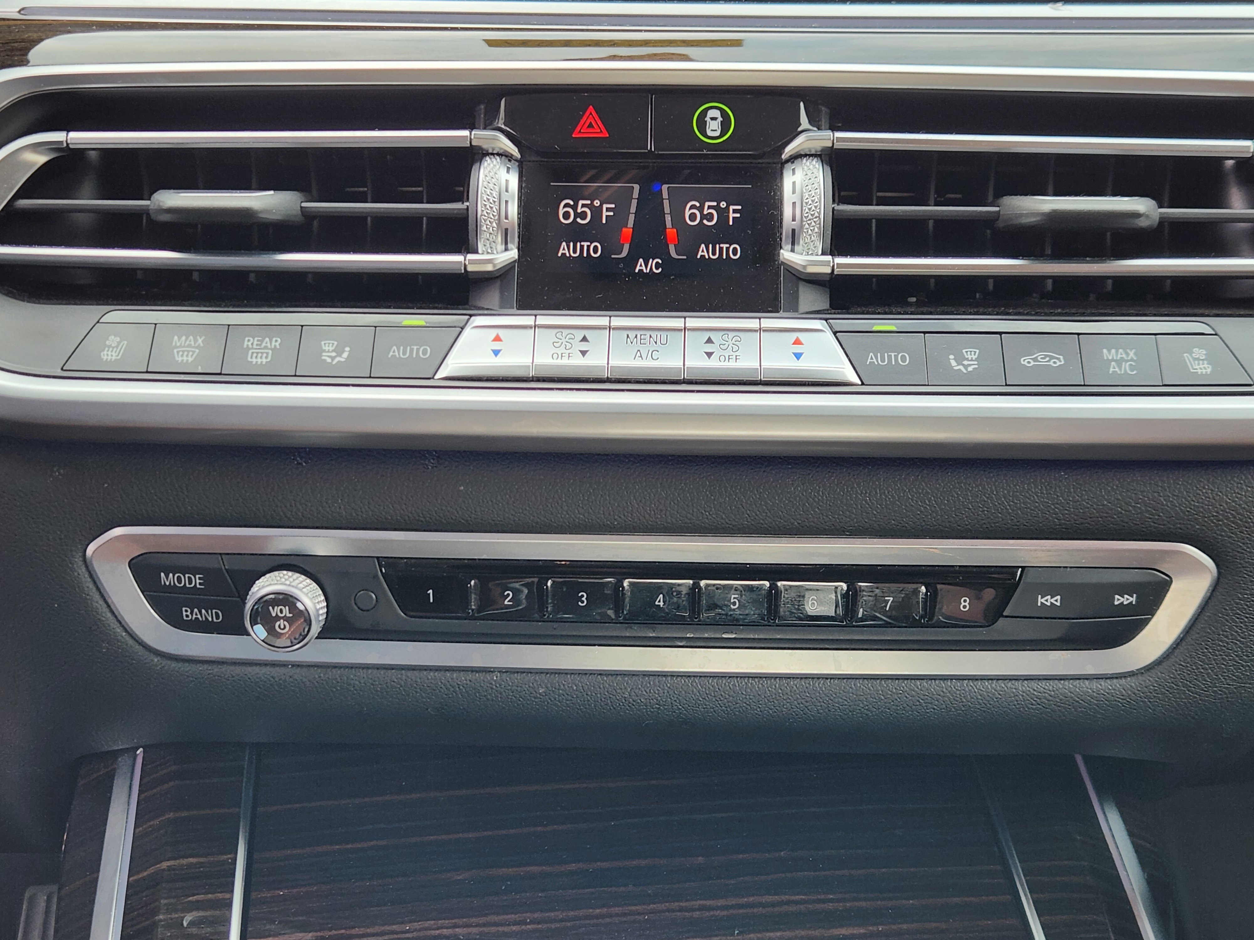 Used 2020 BMW X7 xDrive40i w/ Premium Package image 22