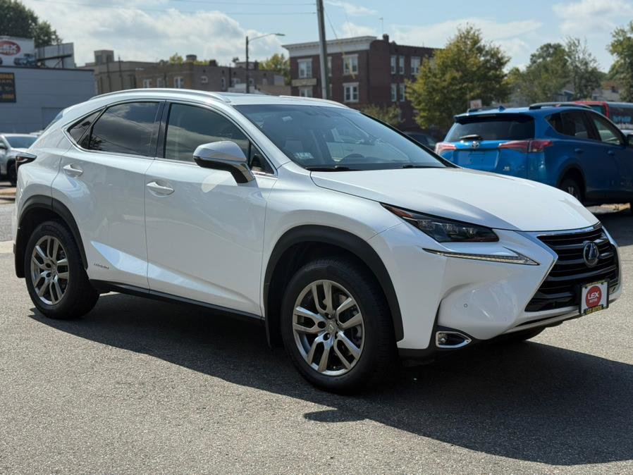 Used 2016 Lexus NX 300h AWD w/ Luxury Package image 6