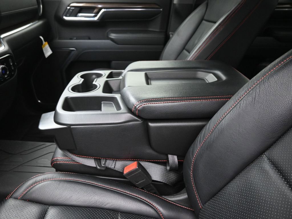 Used 2024 Chevrolet Silverado 1500 LT image 21