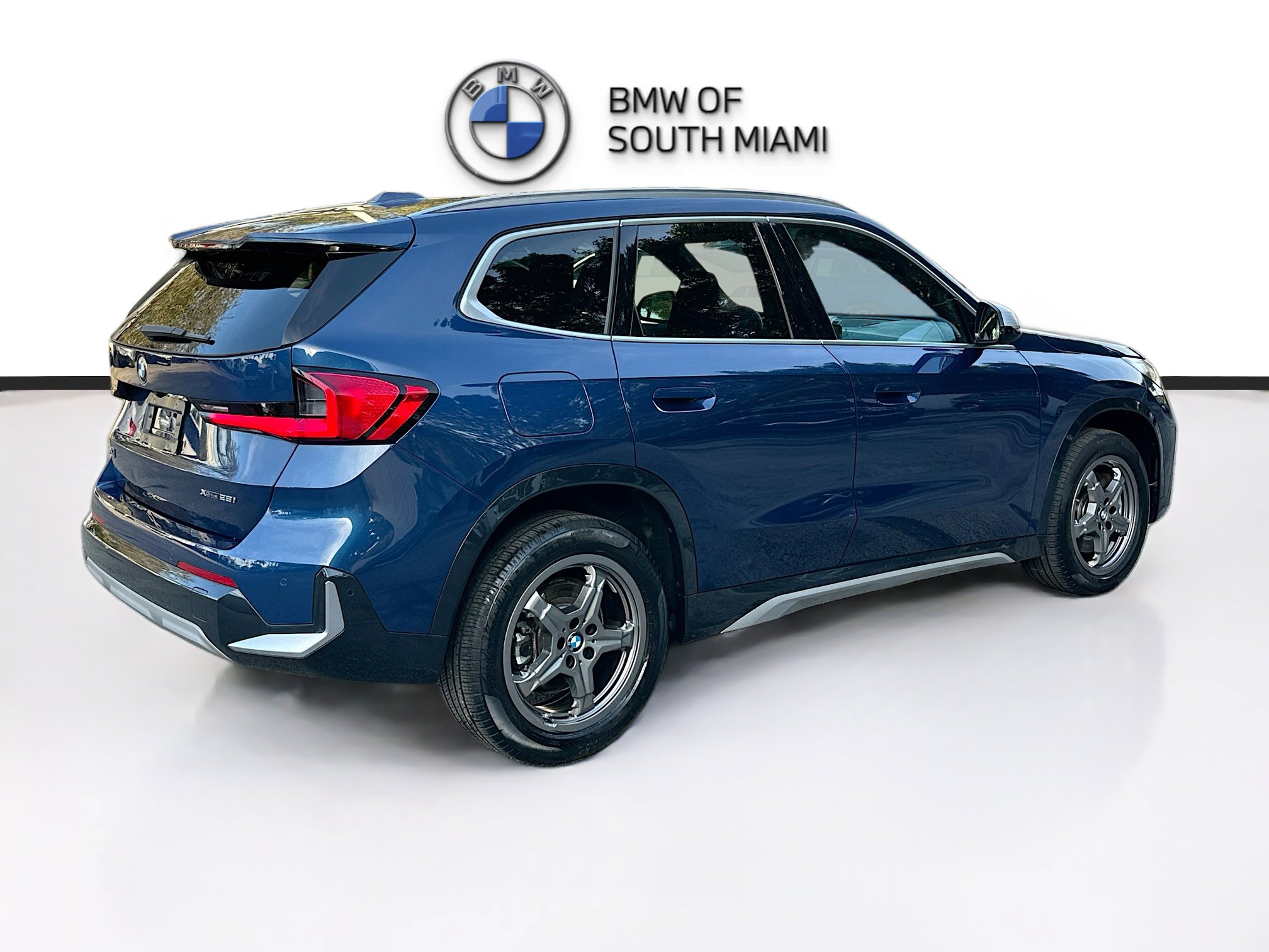Certified 2023 BMW X1 xDrive28i image 7