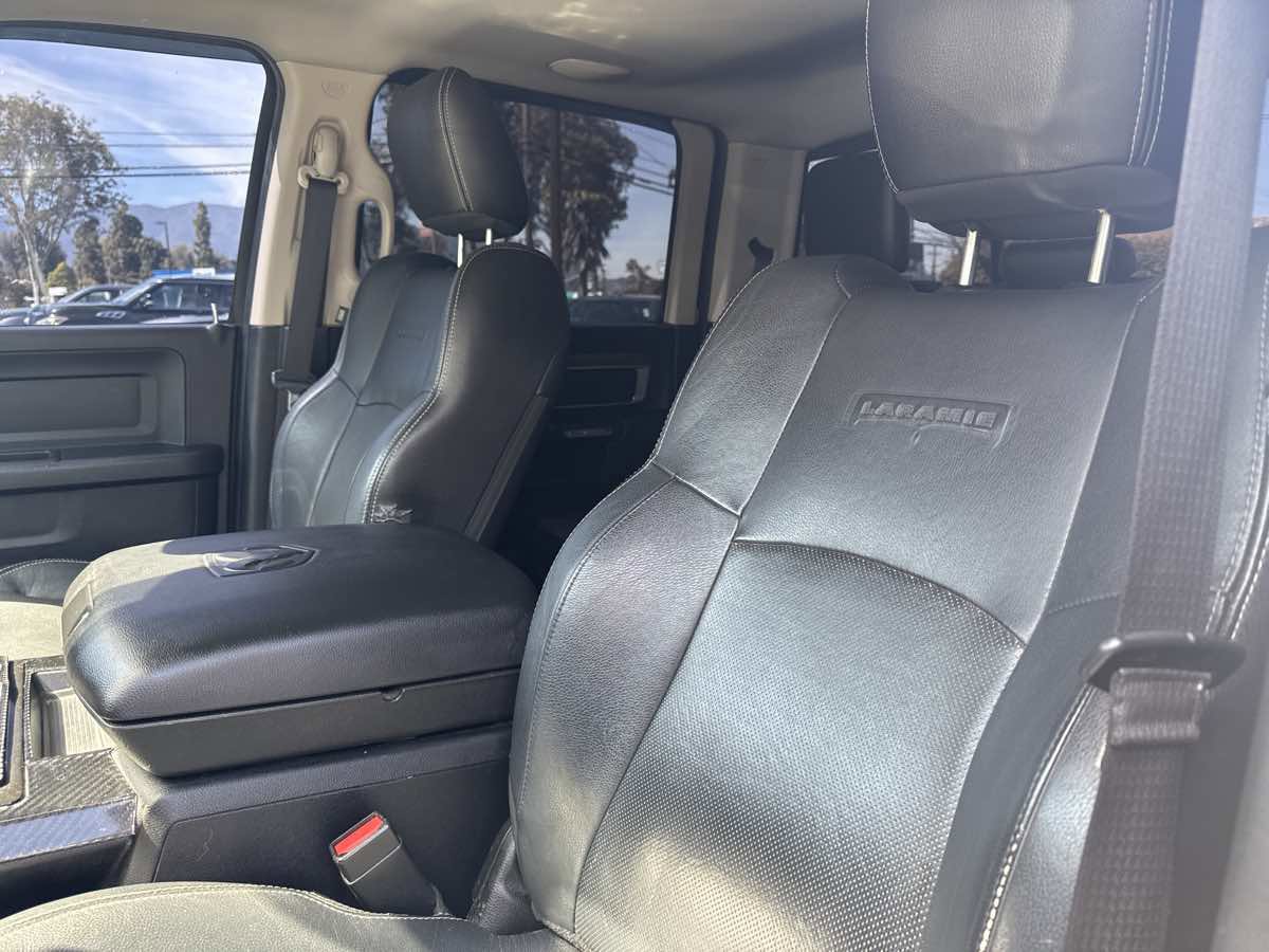 Used 2014 RAM 2500 Laramie w/ Convenience Group AWD/4WD image 8