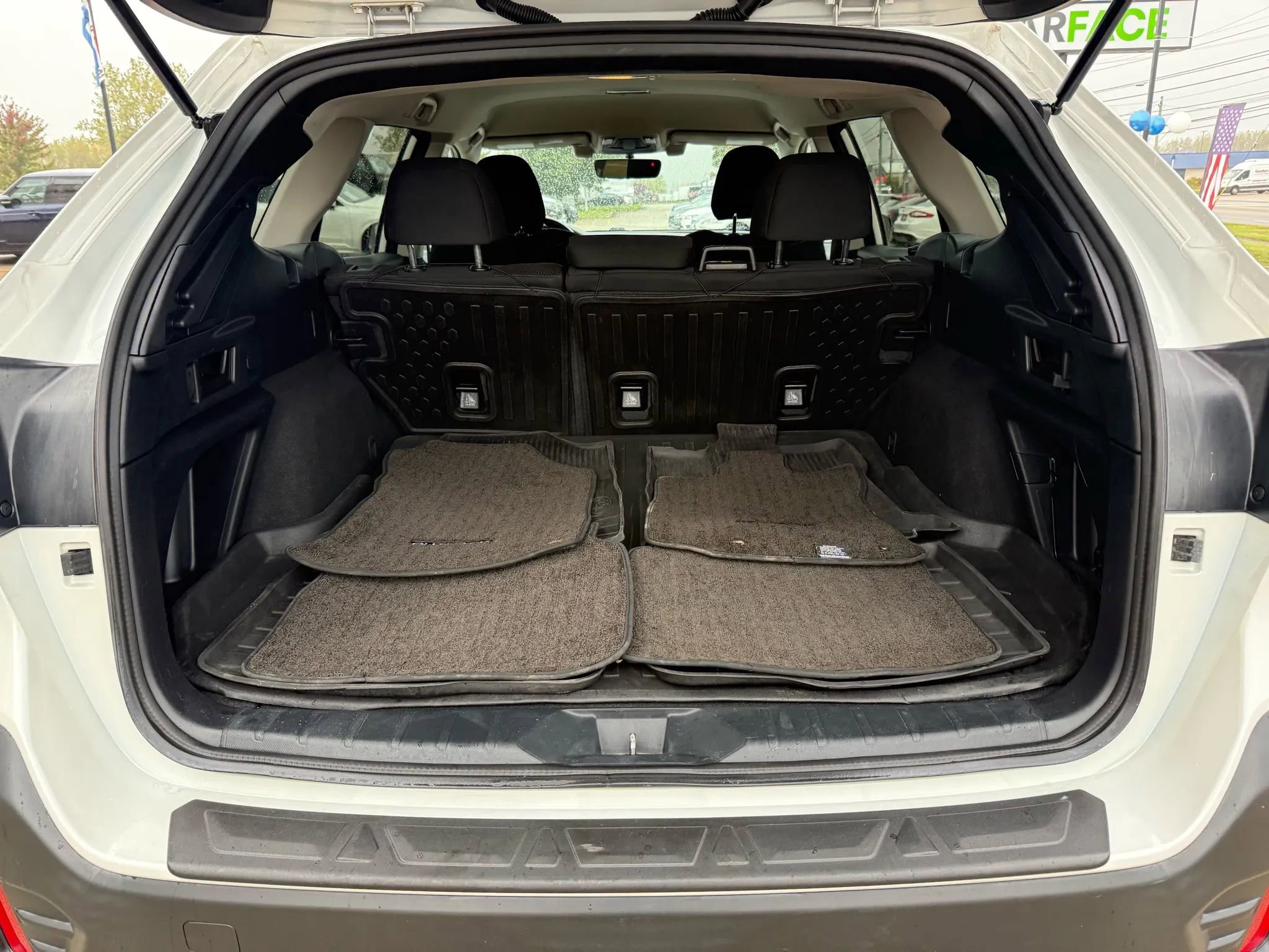 Used 2022 Subaru Outback Premium image 14