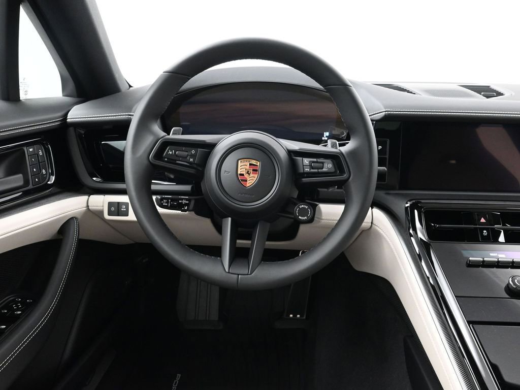 Used 2026 Porsche Panamera image 12
