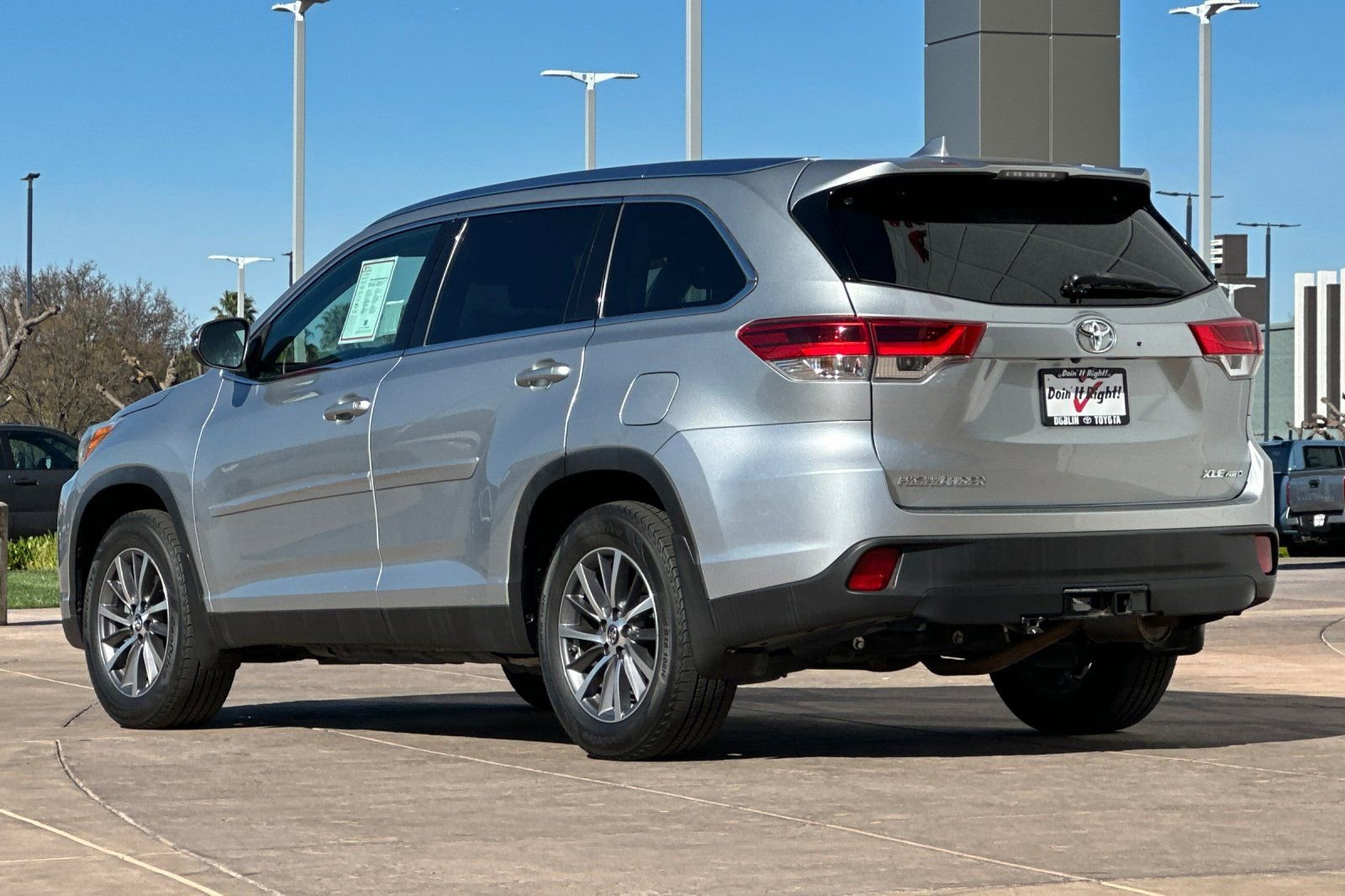 Certified 2019 Toyota Highlander XLE image 7