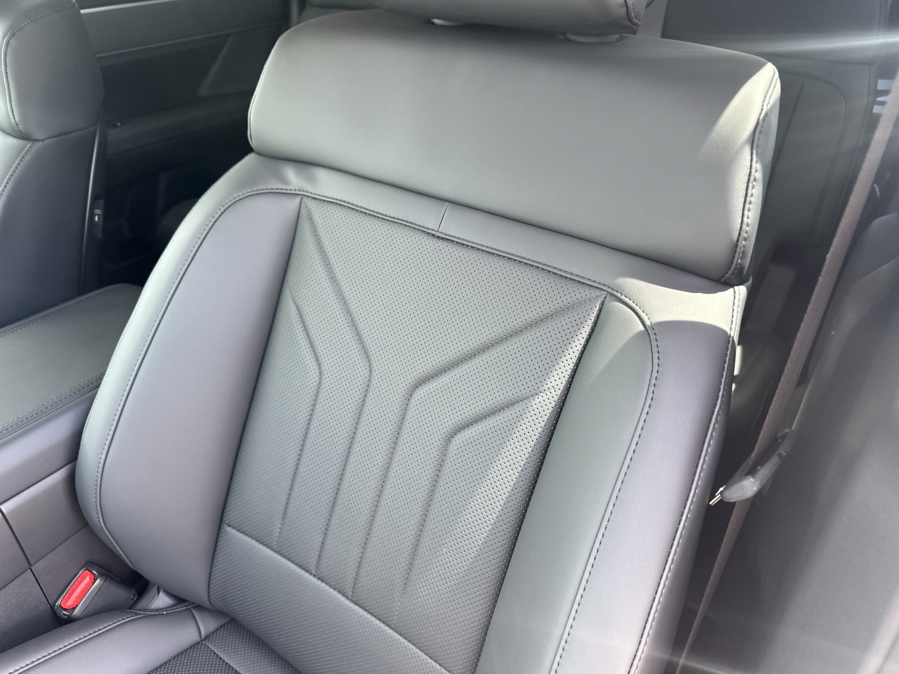 New 2027 Hyundai Santa Fe SEL FWD image 20