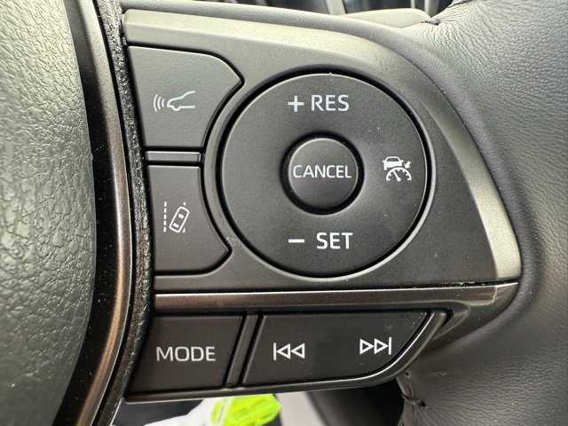 Used 2024 Toyota Camry SE image 15