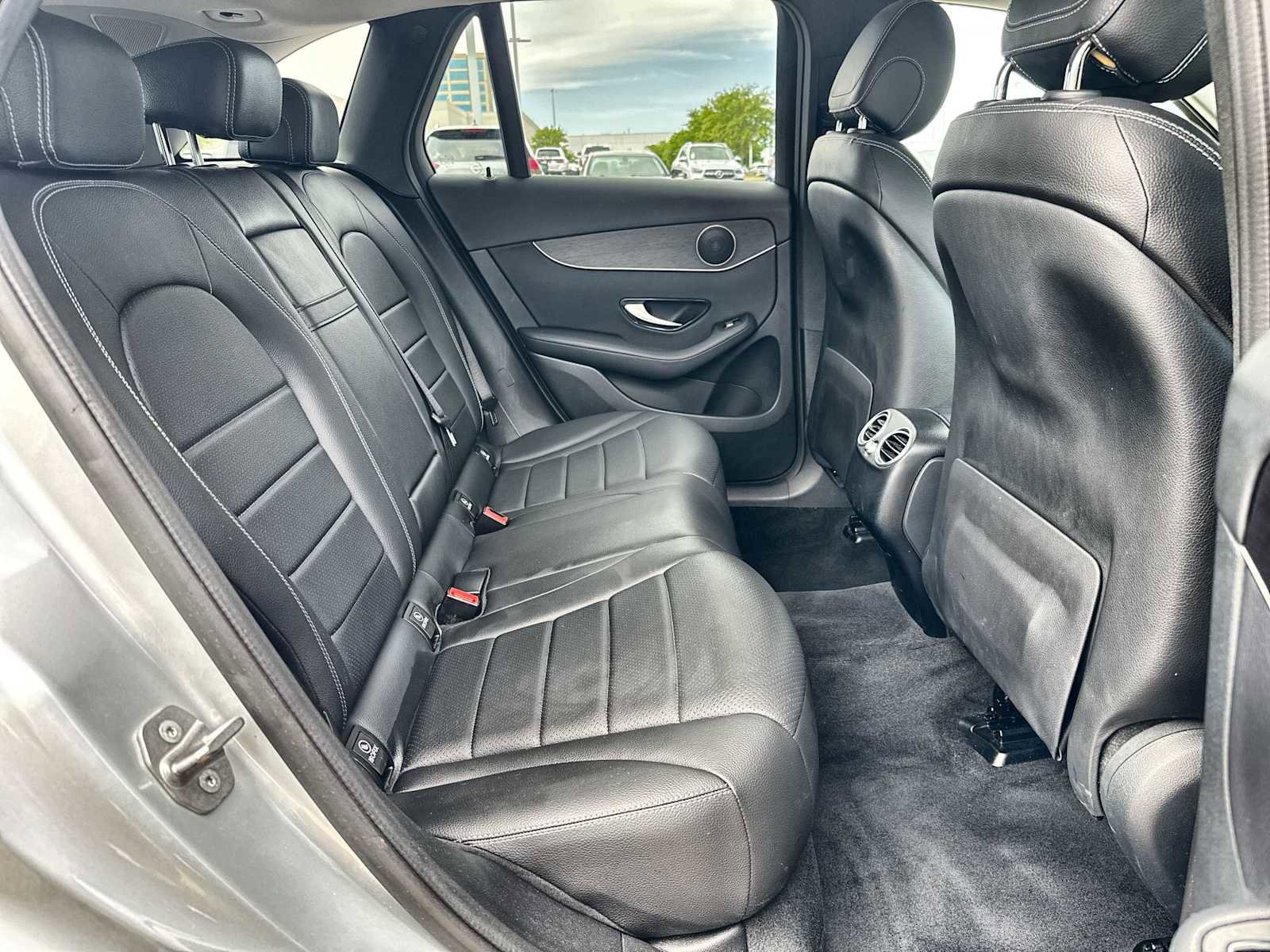 Used 2020 Mercedes-Benz GLC 300 4MATIC image 19