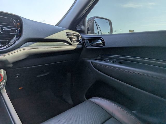 Used 2024 Dodge Durango R/T RWD image 17