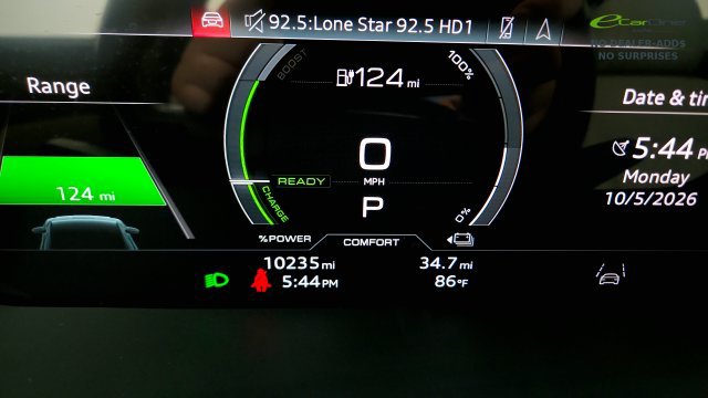 Used 2024 Audi Q8 e-tron Premium Plus w/ Premium Plus Package AWD/4WD image 55