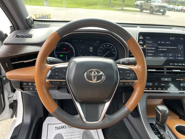 Certified 2020 Toyota Avalon Limited w/ Advanced Safety Package FWD image 15
