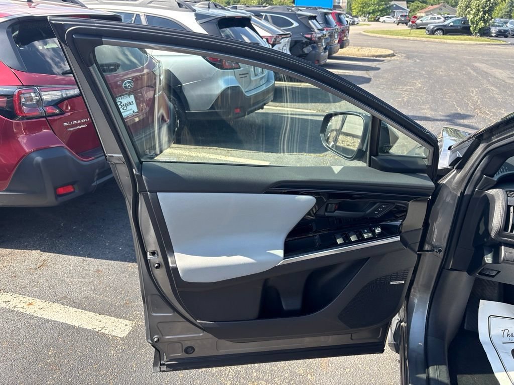 Certified 2023 Subaru Solterra AWD image 18