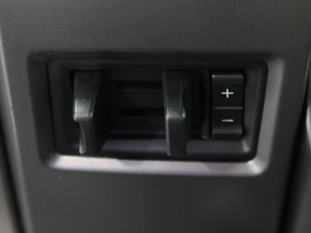 Used 2017 Ford F250 XLT AWD/4WD image 50