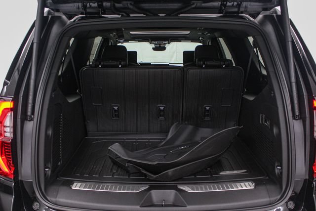 New 2026 GMC Yukon XL Denali w/ Denali Reserve Package AWD/4WD image 11