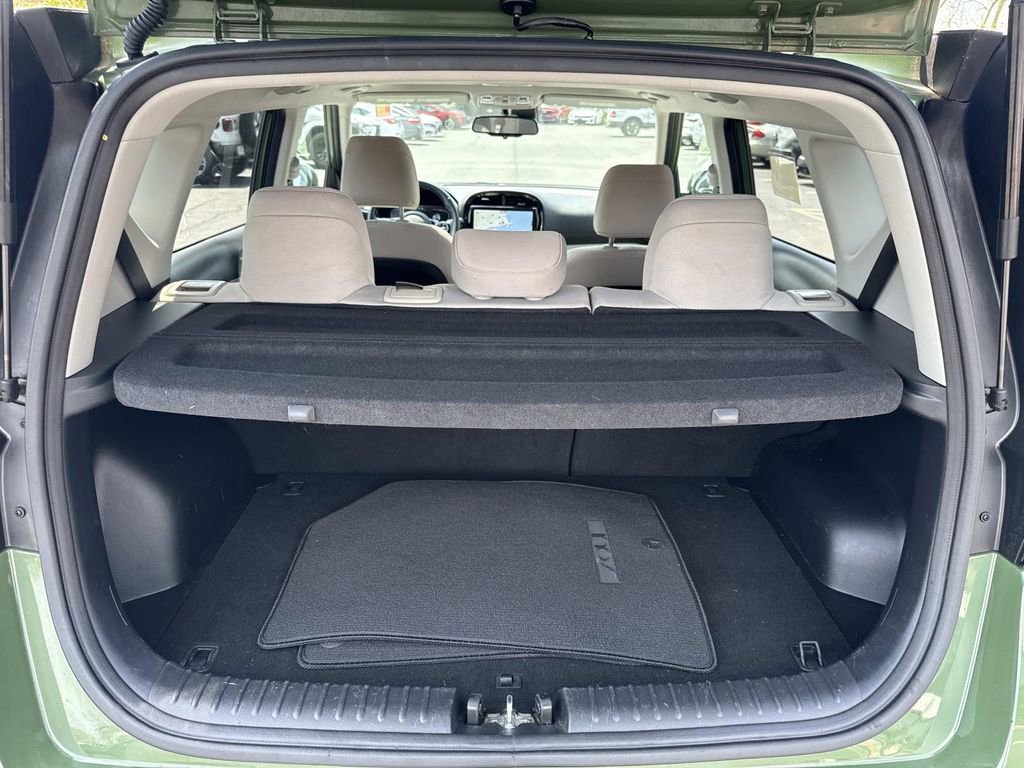 Used 2023 Kia Soul EX FWD image 7
