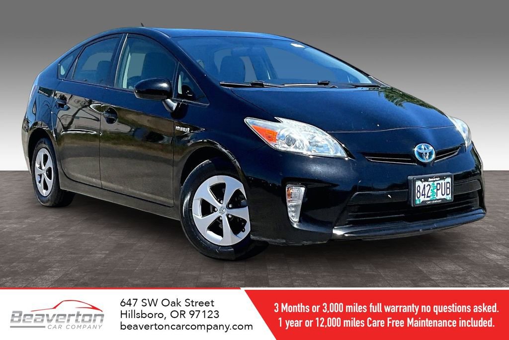 Used 2015 Toyota Prius Two FWD image 1