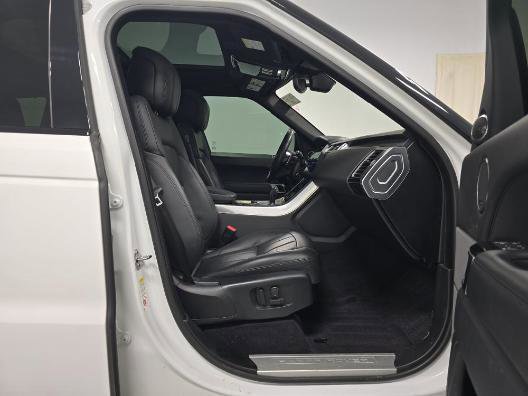 Used 2021 Land Rover Range Rover Sport HSE Silver Edition image 8
