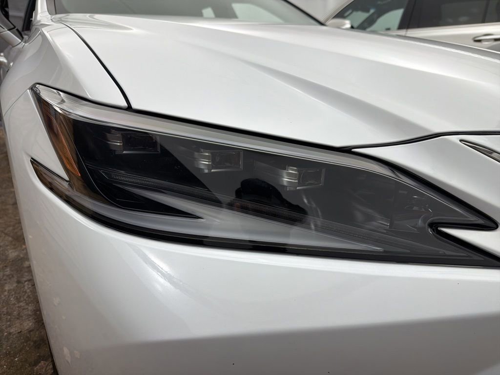 Used 2022 Lexus ES 350 F Sport image 32