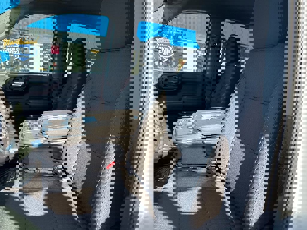 New 2026 Chevrolet Silverado 1500 Custom w/ Turbomax Blackout Package image 27