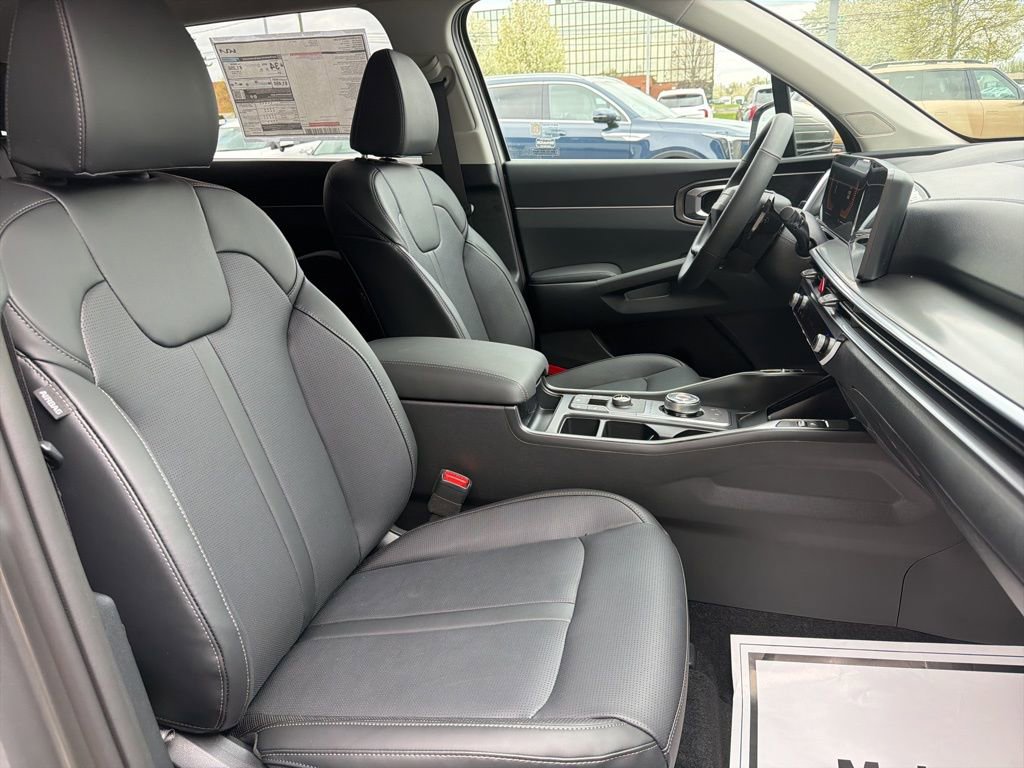 New 2026 Kia Sorento EX AWD/4WD image 11