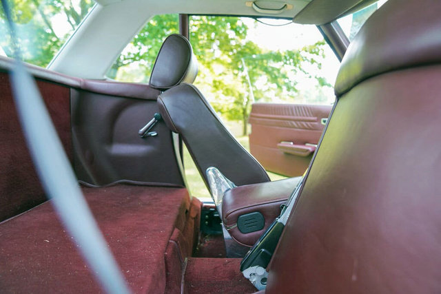 Used 1989 Mercedes-Benz 560 SL image 42