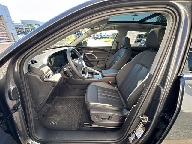 Certified 2025 Audi Q5 Premium AWD/4WD image 8