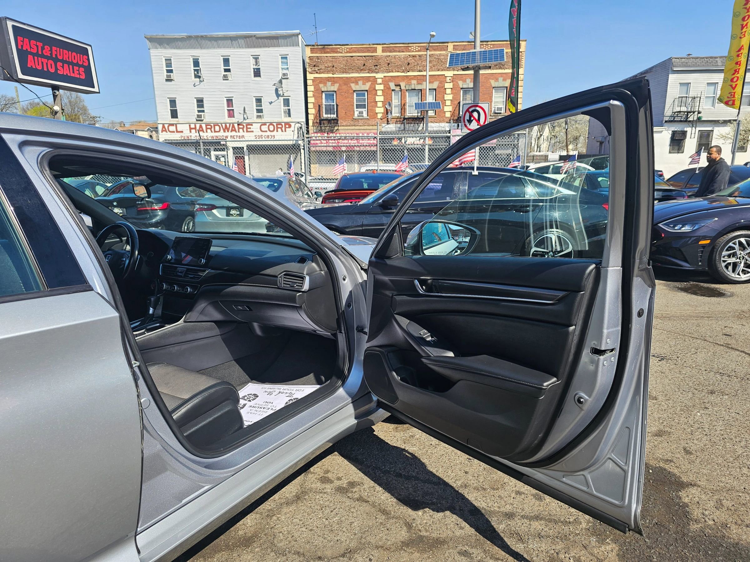 Used 2020 Honda Accord Sport image 11