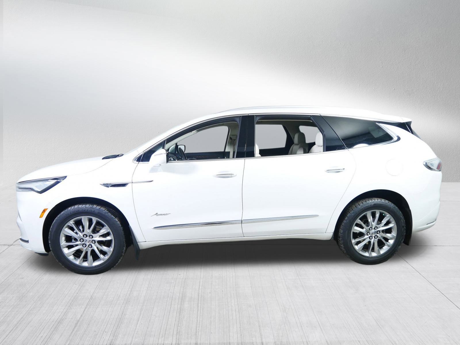 Certified 2023 Buick Enclave Avenir w/ Avenir Technology Package image 4