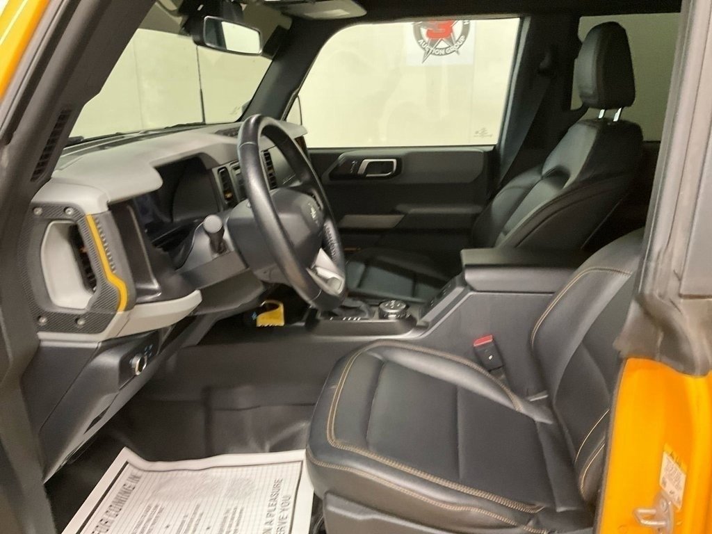 Used 2022 Ford Bronco Badlands image 3