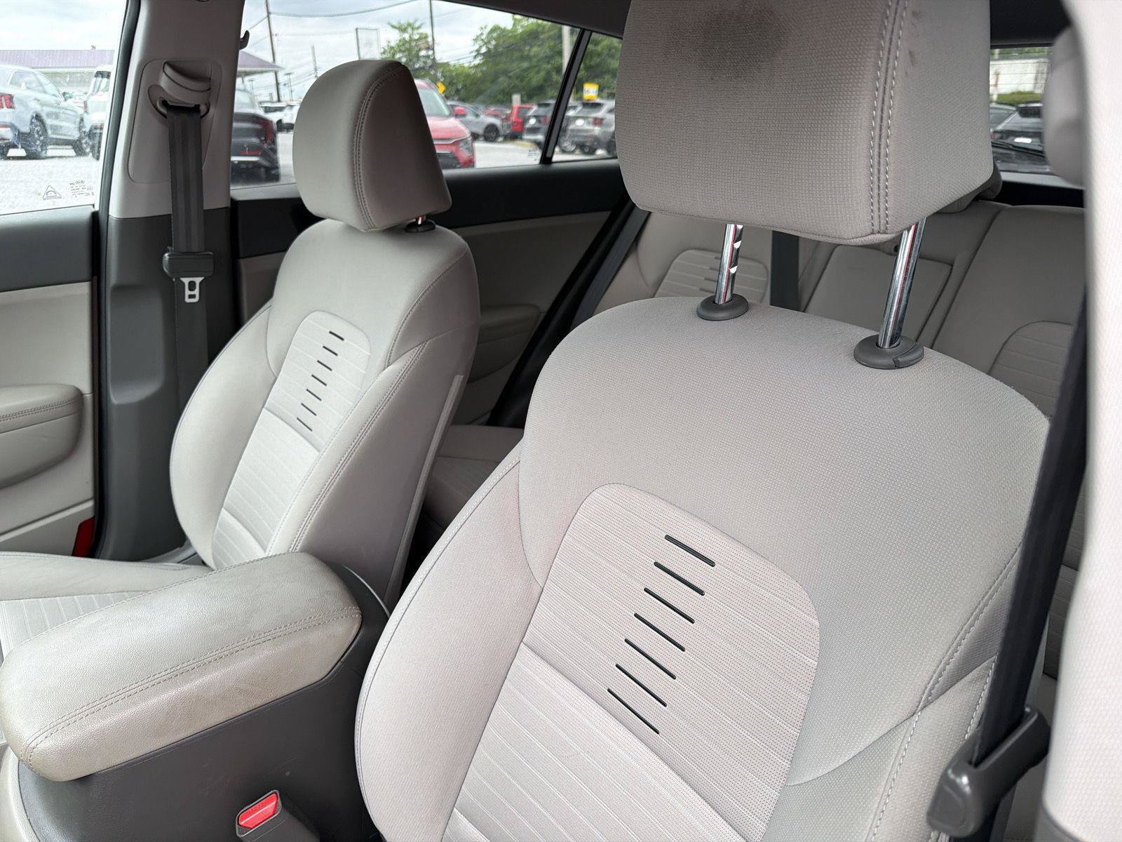 Used 2018 Kia Sportage LX FWD image 7