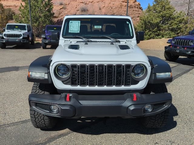 Certified 2024 Jeep Gladiator Rubicon w/ Technology Group image 2