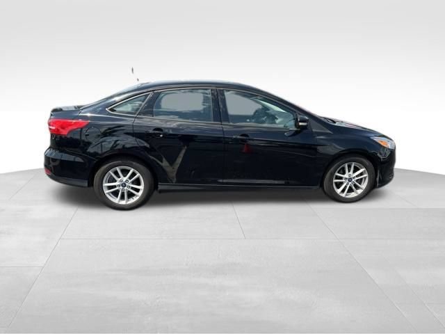 Used 2017 Ford Focus SE FWD image 8