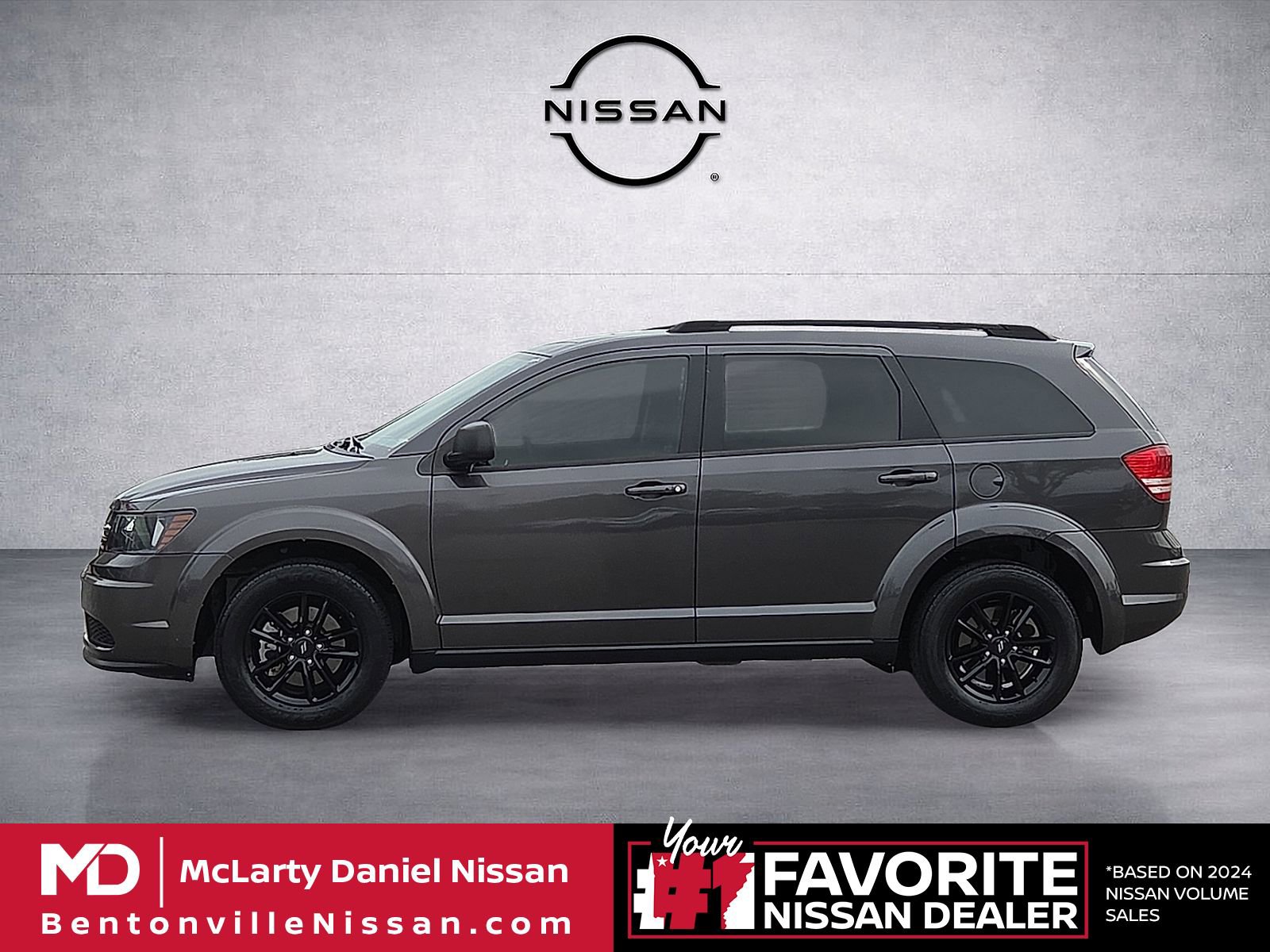 Used 2020 Dodge Journey SE w/ Blacktop Package image 3