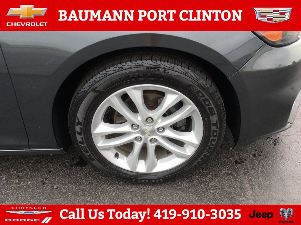 Used 2018 Chevrolet Malibu LT w/ Driver Confidence Package FWD image 26