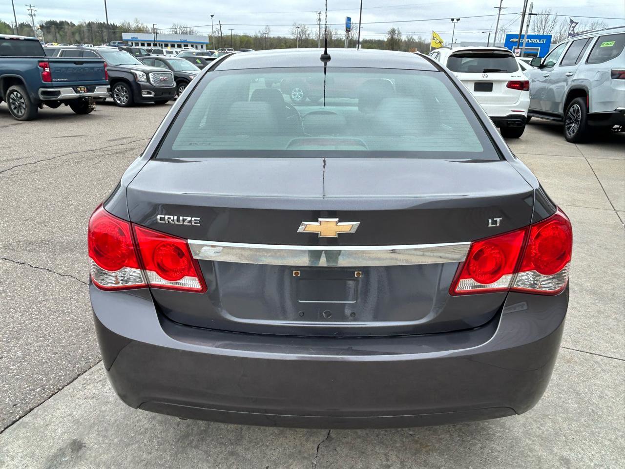 Used 2011 Chevrolet Cruze LT FWD image 6