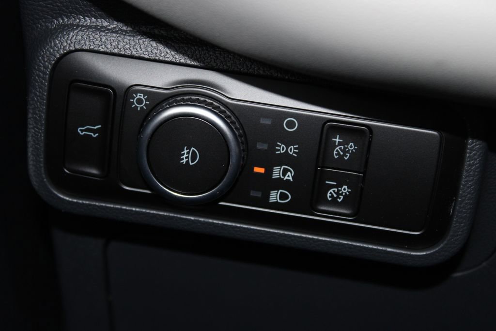 New 2026 Ford Explorer Active RWD image 40