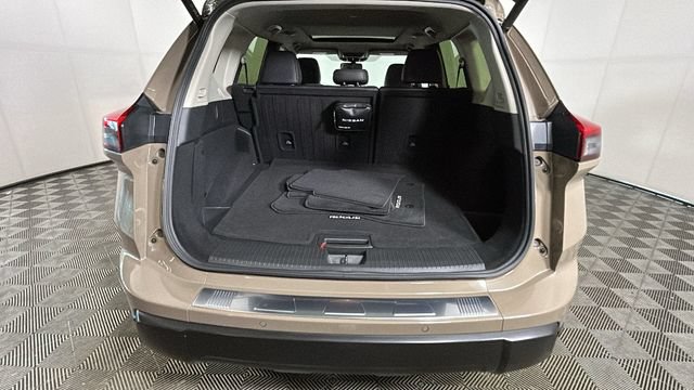 Used 2024 Nissan Rogue SV w/ SV Premium Package AWD/4WD image 27