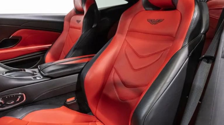 Used 2019 Aston Martin DBS Superleggera image 15