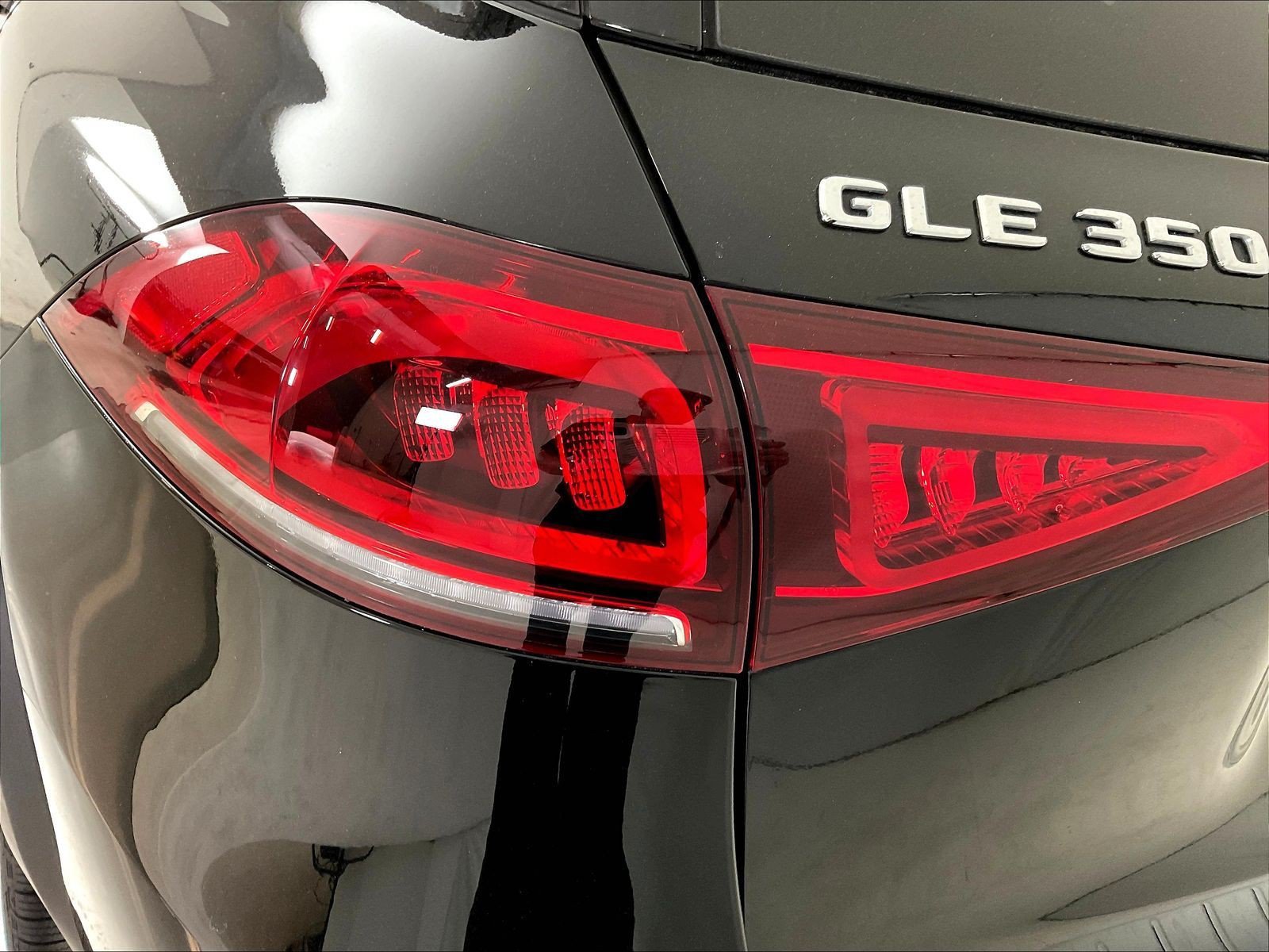 Certified 2022 Mercedes-Benz GLE 350 4MATIC image 23