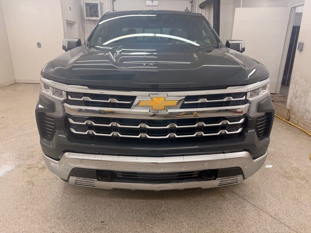 New 2026 Chevrolet Silverado 1500 LTZ w/ Technology Package image 2