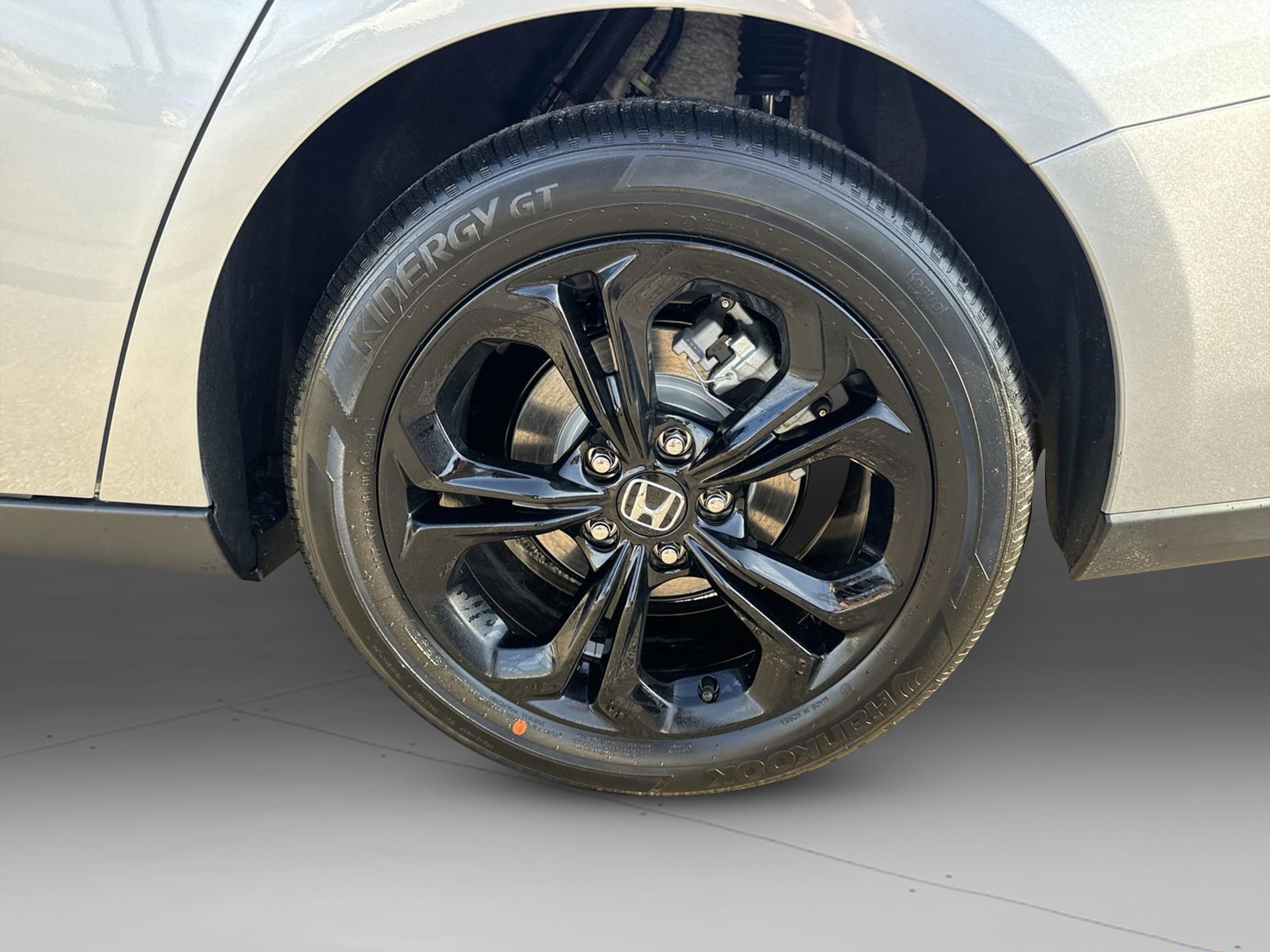 New 2025 Honda Accord SE image 31