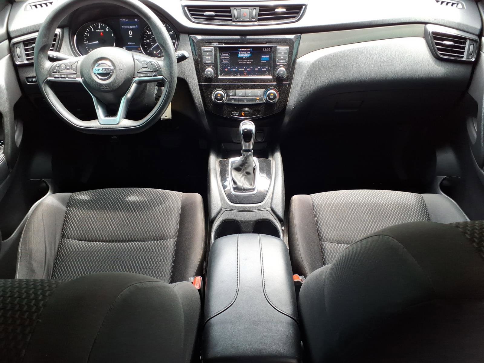 Used 2019 Nissan Rogue Sport S w/ Appearance Package FWD image 17