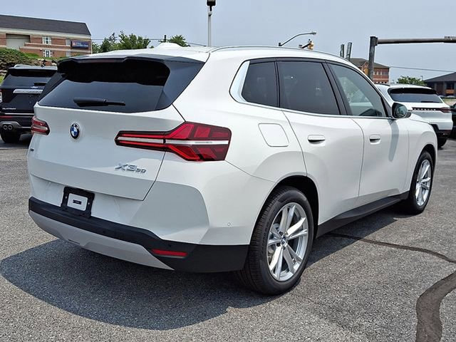 Used 2025 BMW X3 xDrive30i w/ Premium Package image 4