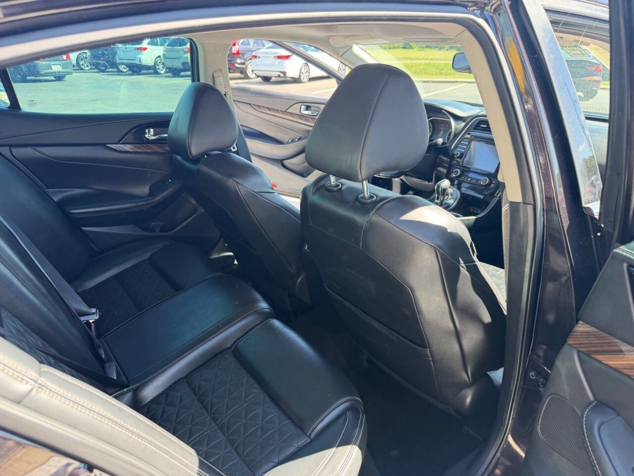 Used 2016 Nissan Maxima Platinum image 12