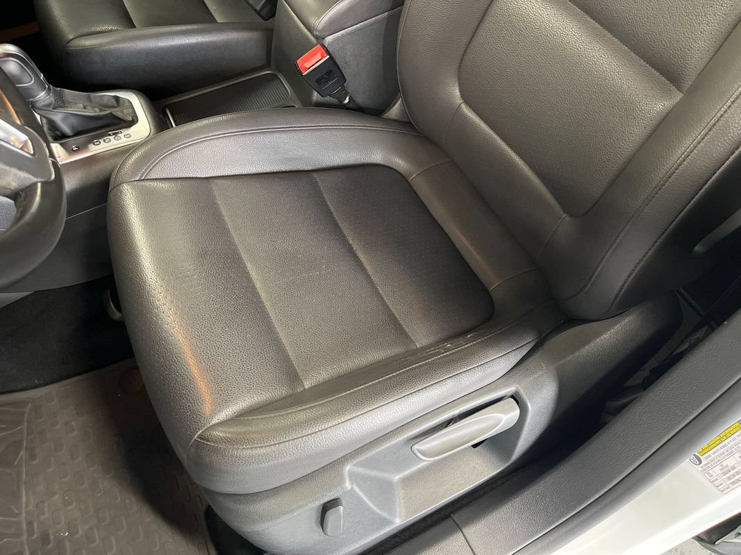 Used 2014 Volkswagen Tiguan SE AWD/4WD image 36