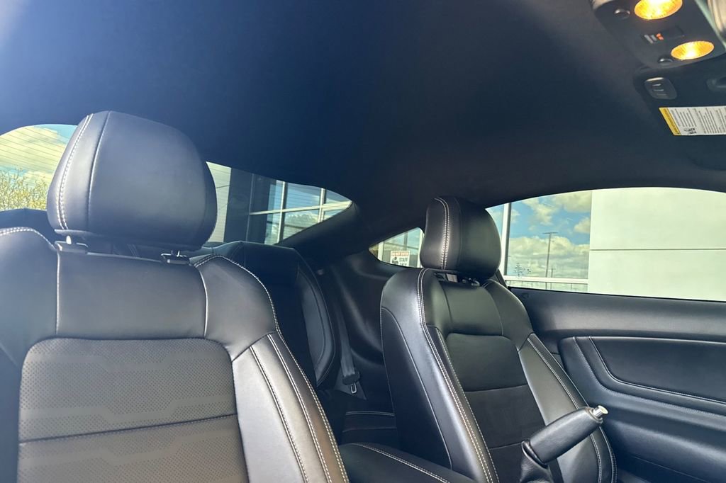Used 2022 Ford Mustang GT Premium RWD image 16