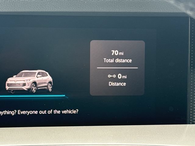 New 2026 Volkswagen Tiguan SE R-Line AWD/4WD image 22