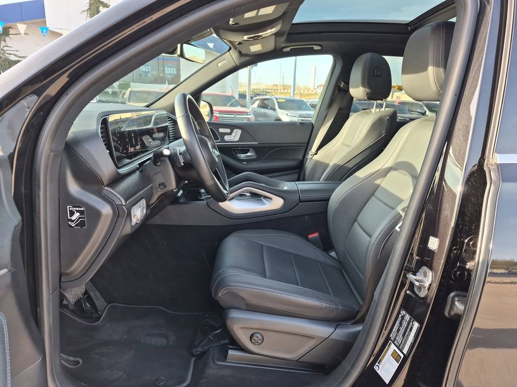 Used 2025 Mercedes-Benz GLE 350 4MATIC image 11