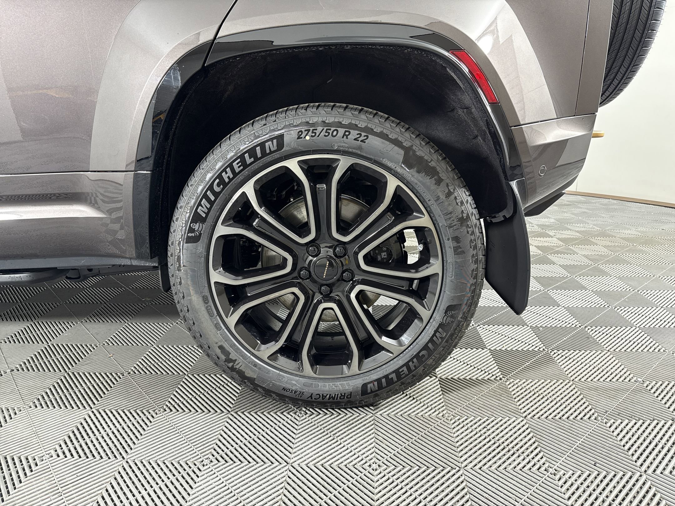 New 2026 Land Rover Defender 110 OCTA image 11