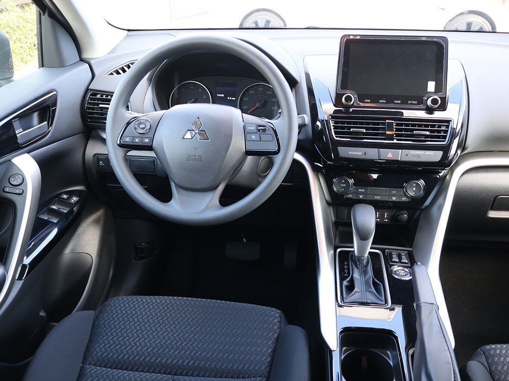 New 2026 Mitsubishi Eclipse Cross LE AWD/4WD image 41