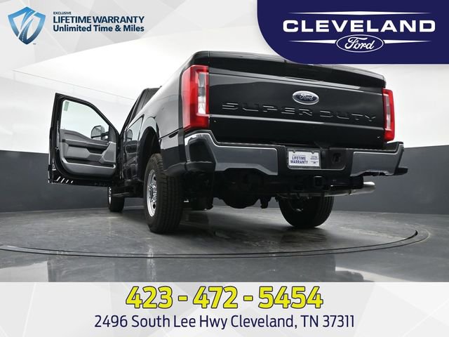 New 2025 Ford F250 XL w/ XL Chrome Package image 45